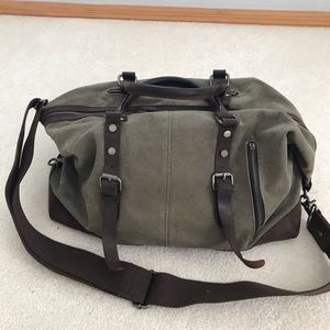 Canvas Weekender Duffel Bag - Military Green